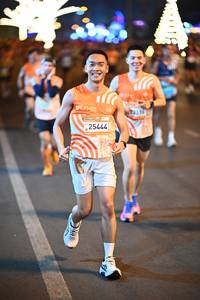 BIB: 25444
                            <button type="button" onclick="openModal(23186898)" class="btn btn-primary btn-sm float-right btn-popup" data-toggle="modal" data-target=".modal-high-quality">
                        <i class="fas fa-shopping-cart"></i> Add to Cart
                    </button>
                                            <button type="button" onclick="isThisMe(23186898, true)" class="btn btn-success btn-sm float-right btn-popup btn-isme hidden" data-toggle="tooltip" data-placement="bottom" title="นี่คือรูปของคุณใช่ไหม คลิกที่นี่เพื่อเอาเข้าอัลบั้ม">
                        <i class="fas fa-plus"></i> Add to album
                    </button>
                    <button type="button" onclick="isThisMe(23186898, false)" class="btn btn-warning btn-sm float-right btn-popup btn-isnotme hidden">
                        <i class="fas fa-ban"></i> Remove from album
                    </button>